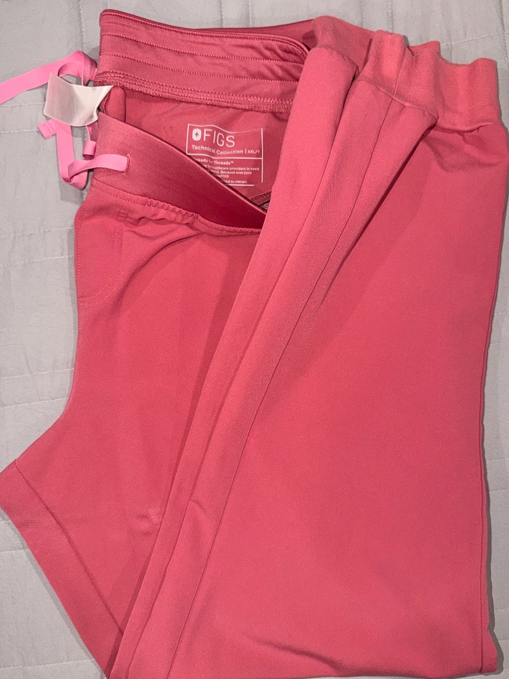 Figs Women's Track Joggers in Coral Pink